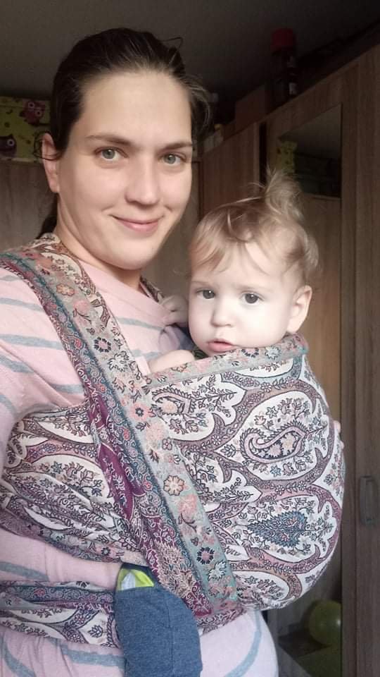 Almitra Tattva Ishkabon – Babywearing belongs to everyone